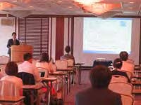 (株)アイケイ 13:40~14:00