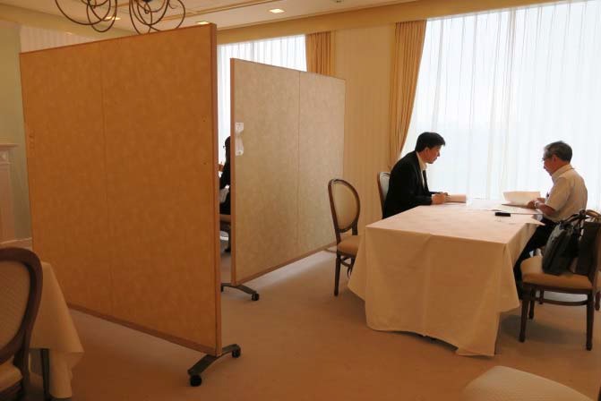 商談会の様子