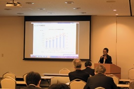 【第2部】11：05～12:05 テーマ：「インターネット時代の商品開発」